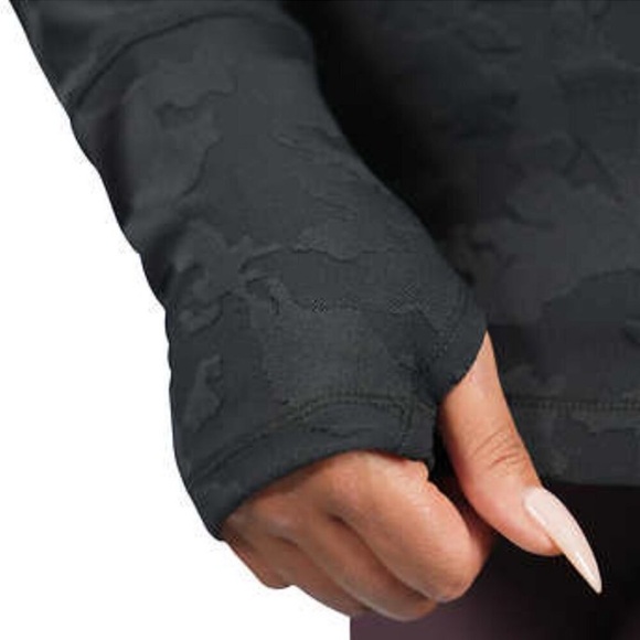 XXL Spyder Active wear 1/4 Zip Top - Picture 7 of 12